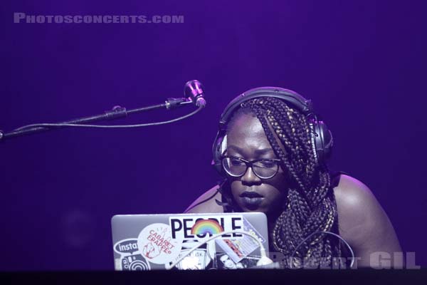 AZU SOLITUDE - 2019-01-30 - PARIS - Salle Pleyel - 